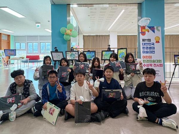 화개중 행복학교 학교 공개의 날 작품 전시&찾아가는 문화예술가 사업 공연 참여